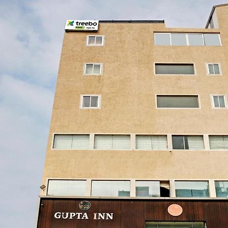 Treebo Trend Gupta Inn Varanasi Ngoại thất bức ảnh