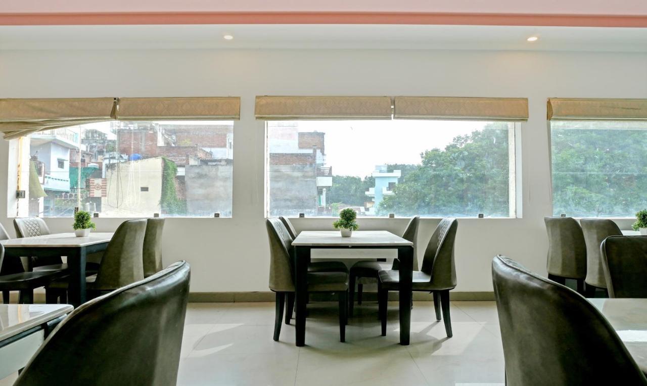 Treebo Trend Gupta Inn Varanasi Ngoại thất bức ảnh