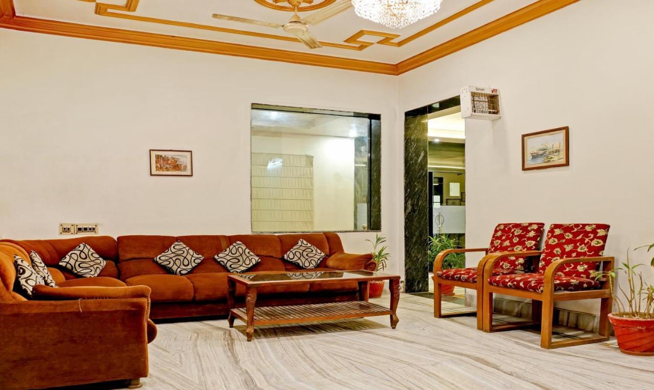Treebo Trend Gupta Inn Varanasi Ngoại thất bức ảnh