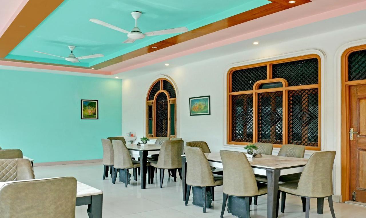 Treebo Trend Gupta Inn Varanasi Ngoại thất bức ảnh