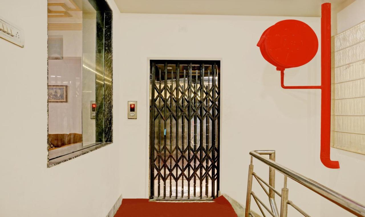 Treebo Trend Gupta Inn Varanasi Ngoại thất bức ảnh