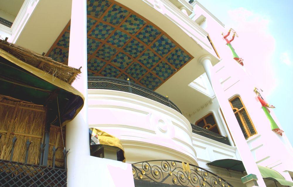 Treebo Trend Gupta Inn Varanasi Ngoại thất bức ảnh