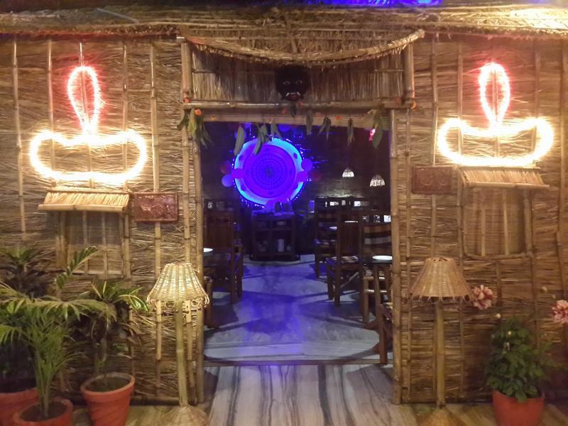 Treebo Trend Gupta Inn Varanasi Ngoại thất bức ảnh