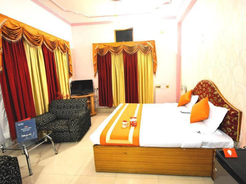 Treebo Trend Gupta Inn Varanasi Ngoại thất bức ảnh