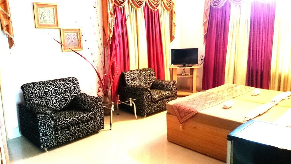 Treebo Trend Gupta Inn Varanasi Ngoại thất bức ảnh