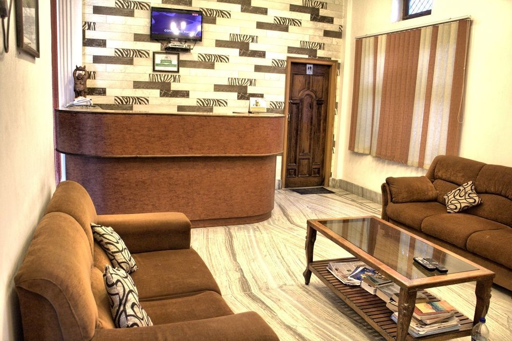 Treebo Trend Gupta Inn Varanasi Ngoại thất bức ảnh